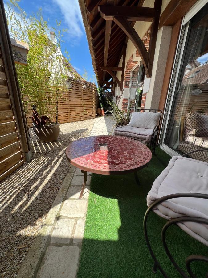La Maisonnette De Cancan Mont-pres-Chambord Ngoại thất bức ảnh